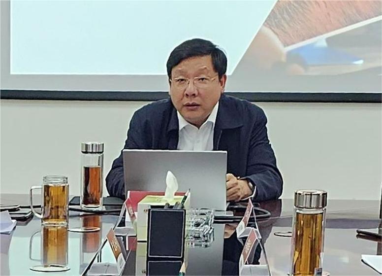 堅定理想信念，踐行初心使命—財信集團黨委書記張華維同志講授主題教育專題黨課